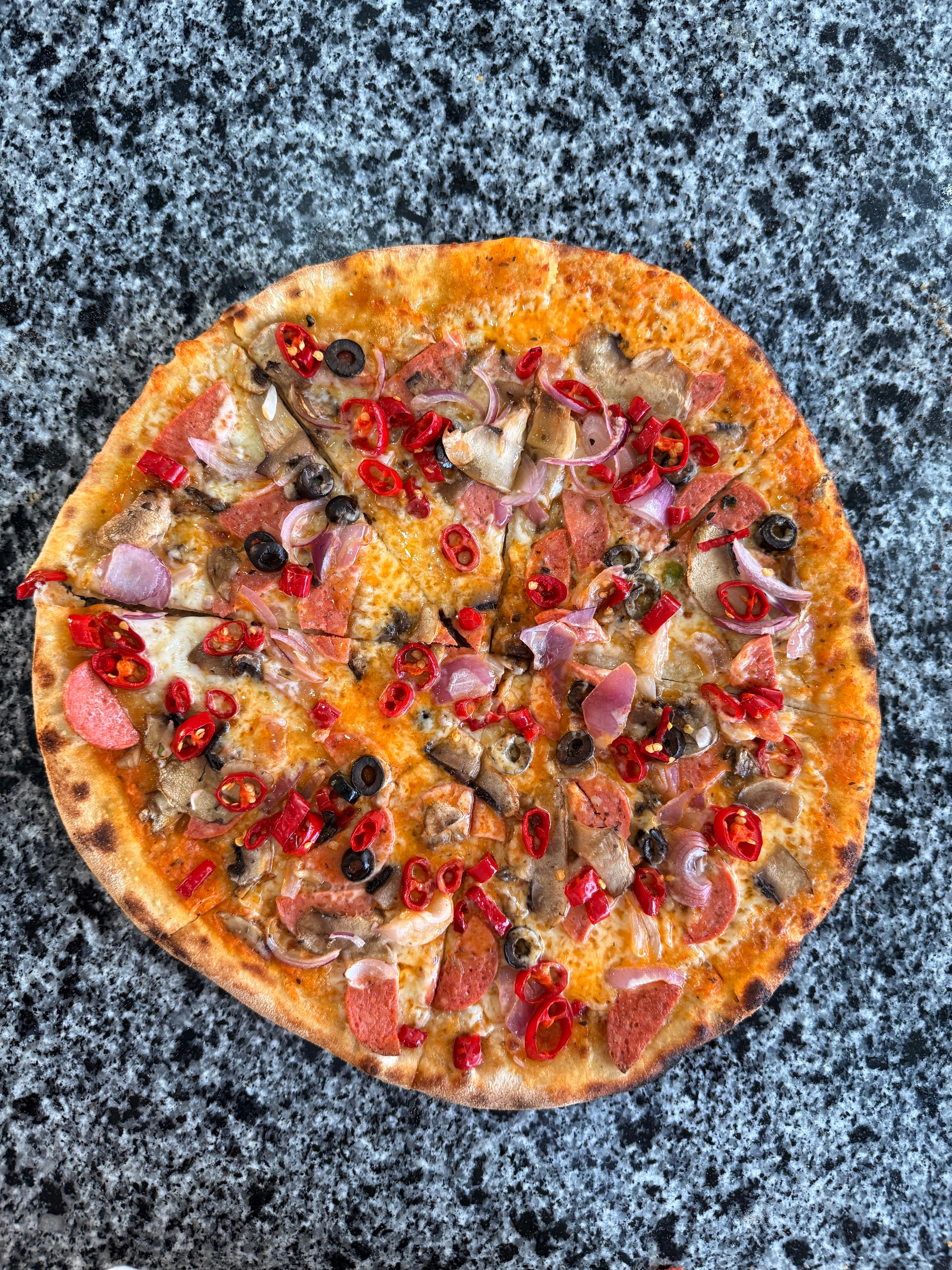 Acılı Pizza